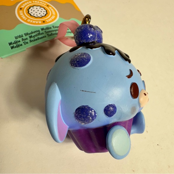 NWT. NWT. Disney Ornament - Munchlings Wild blueberry muffin Eeyore. - Picture 4 of 11